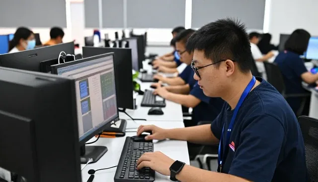 实验室环境中使用软件研发的优势分析